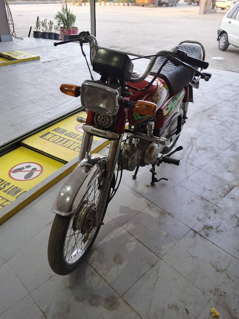 Honda CD 70 5