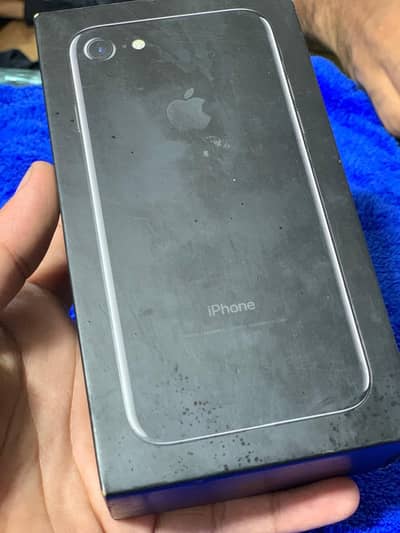 Apple iPhone 7