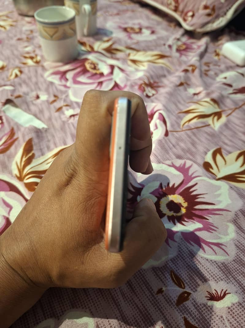 OPPO f17 - Mobile Phones - 1120907954