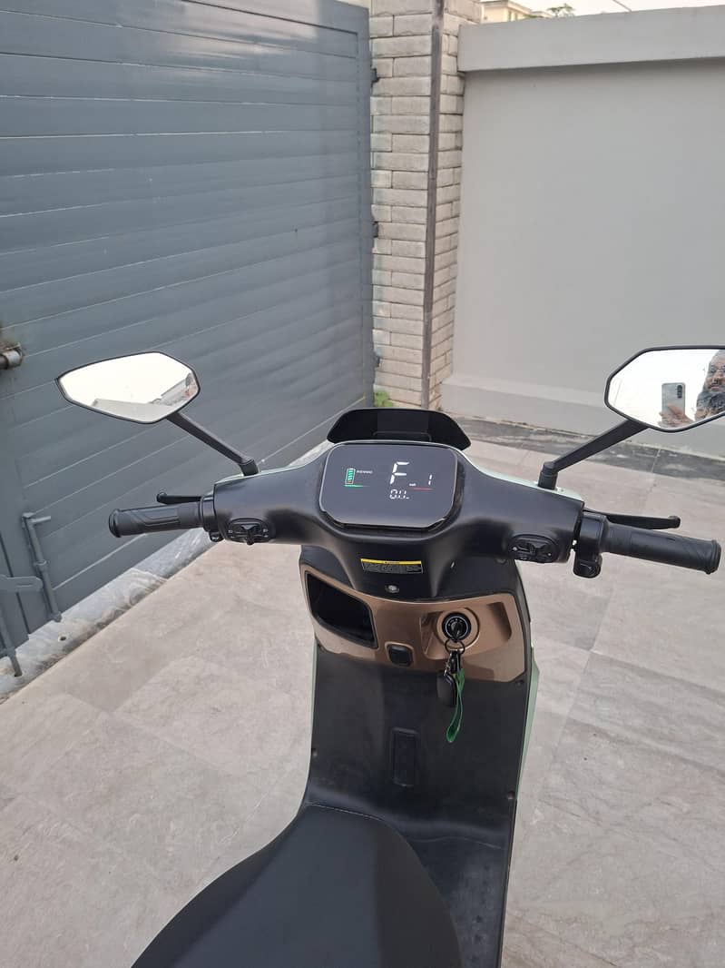 revoo A11 3