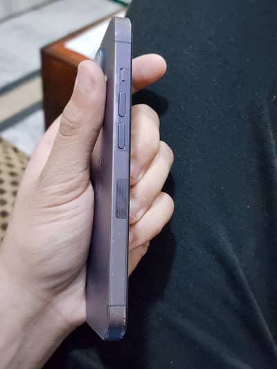 Apple iPhone 14 Pro jv