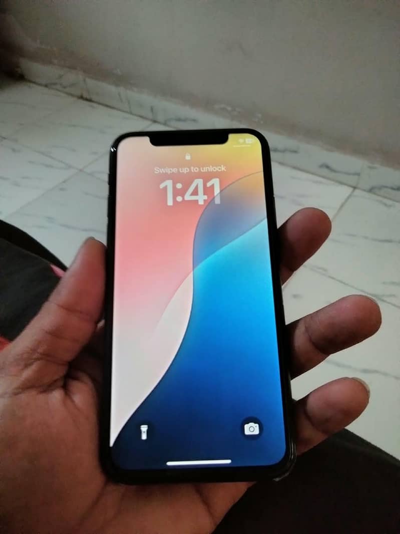 Apple iPhone XS 0