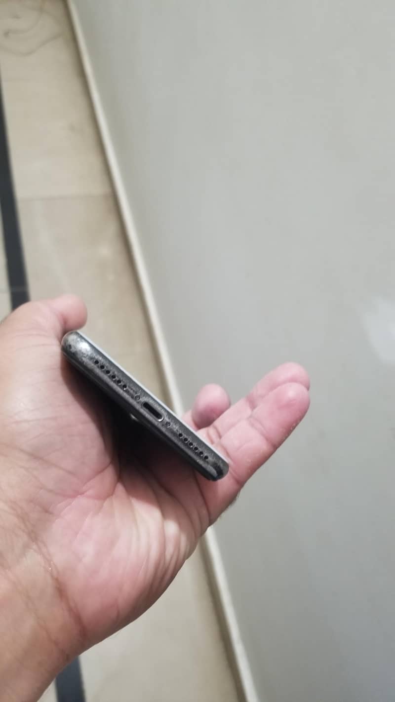 Apple iPhone X pta approved 7