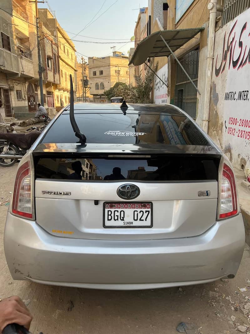 Toyota Prius 2013/18 - Cars - 1120908059