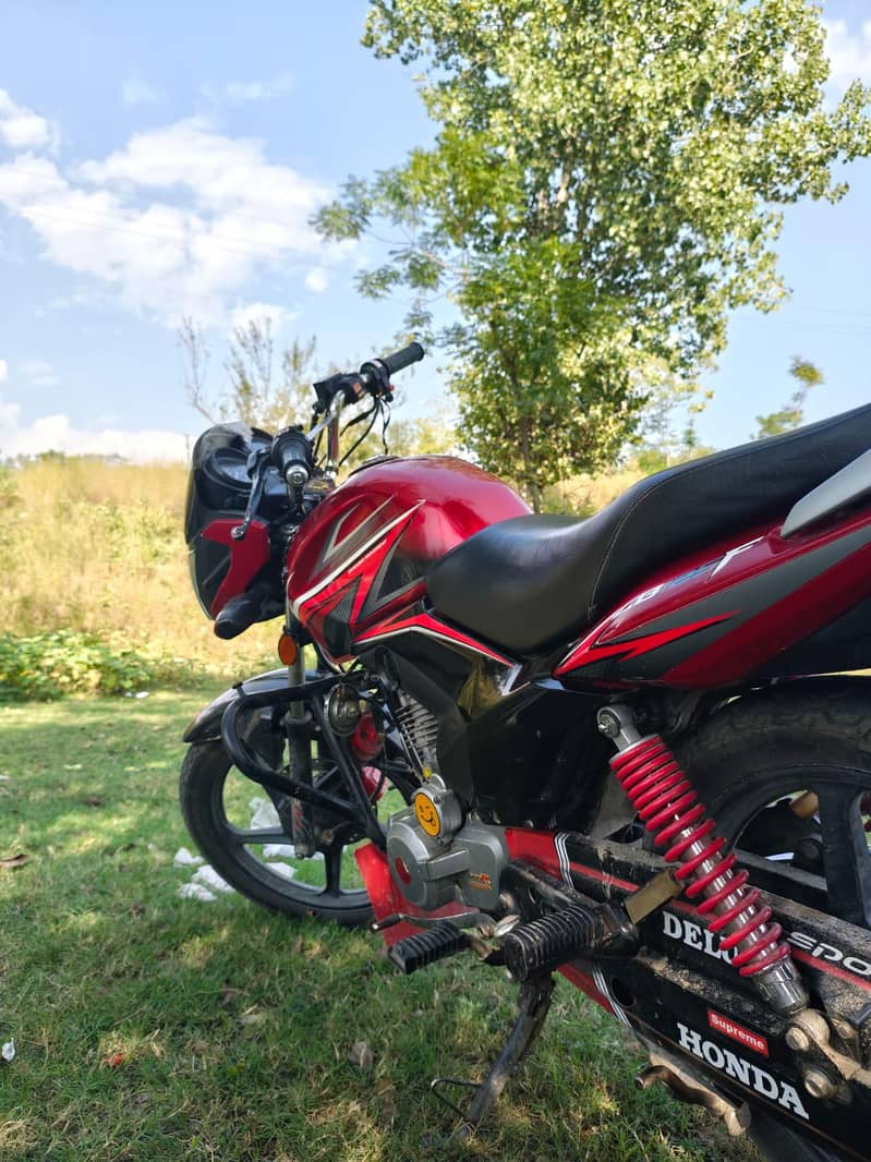 Honda Cg 125 deluxe 0