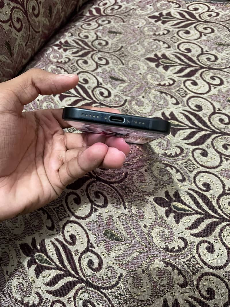 Apple iPhone 15 1