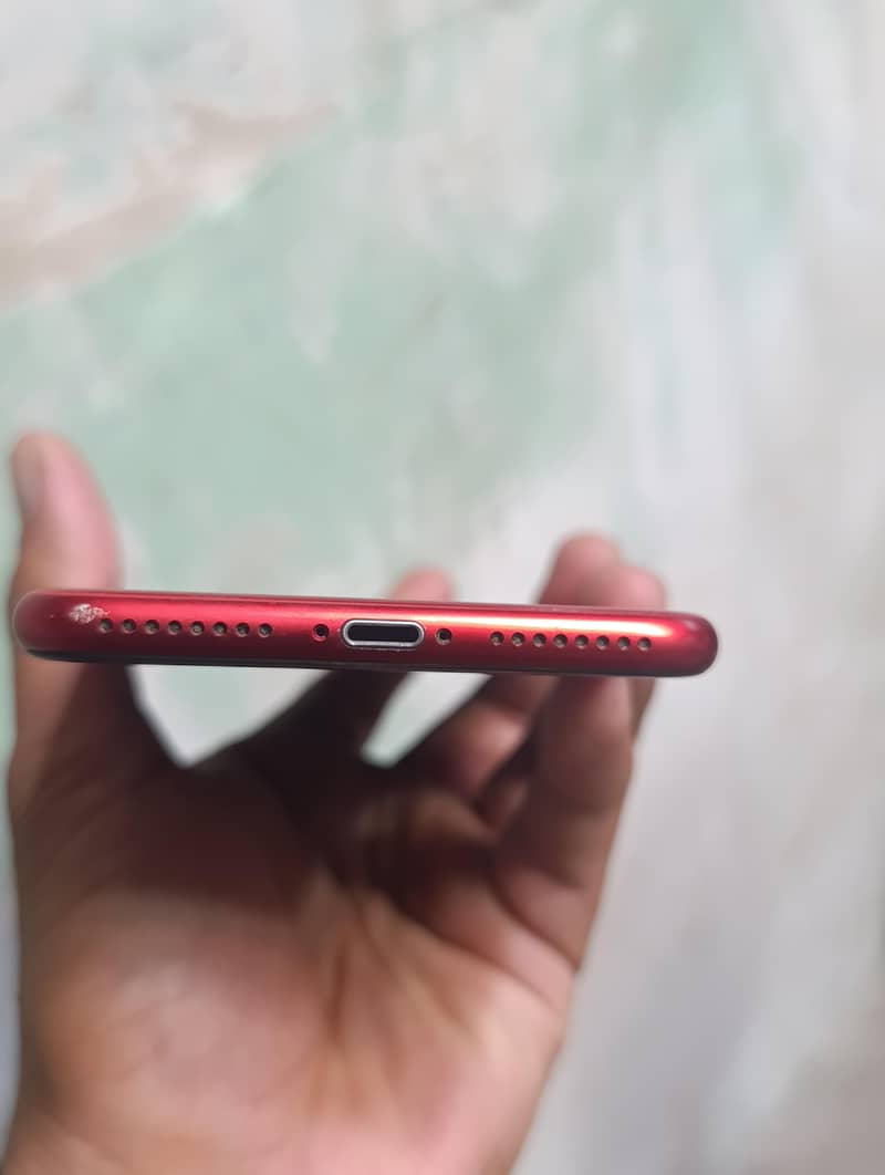 Apple iPhone 8 Plus 3