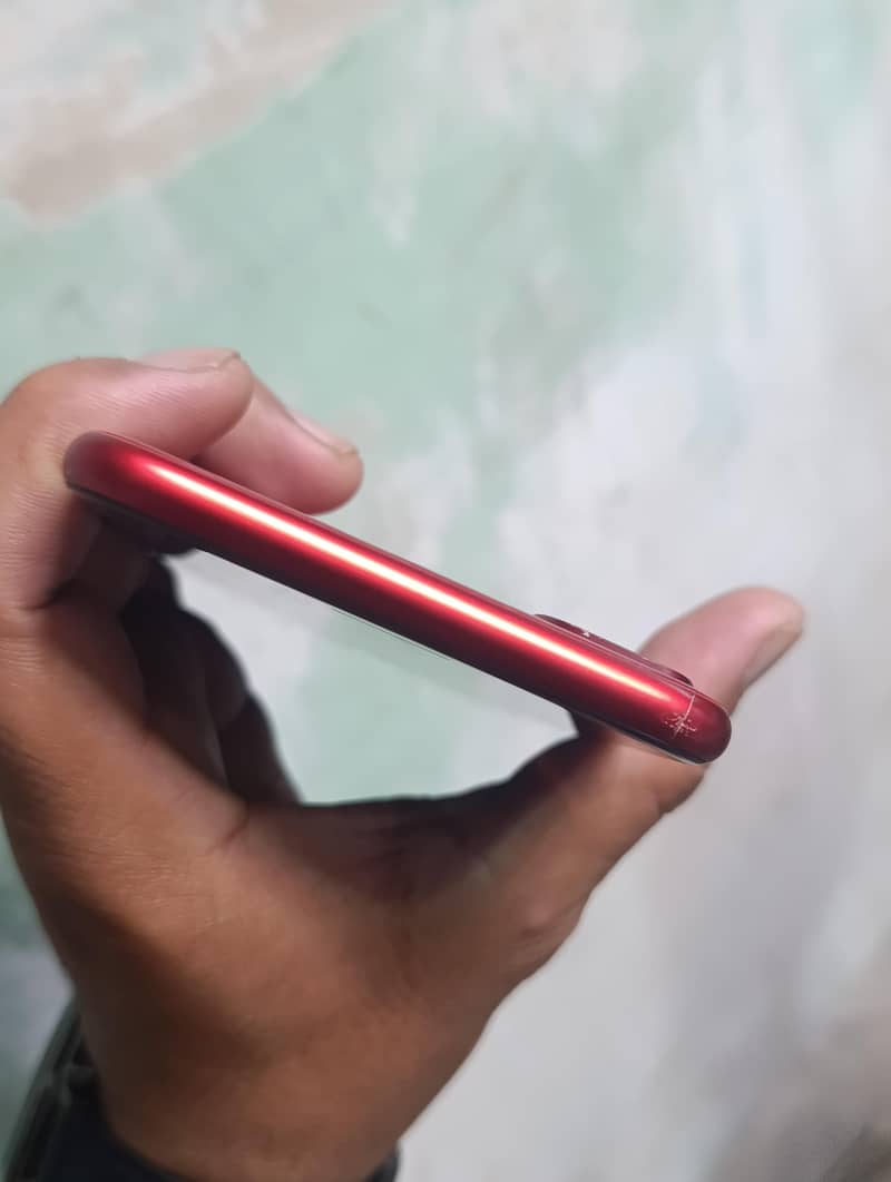 Apple iPhone 8 Plus 4