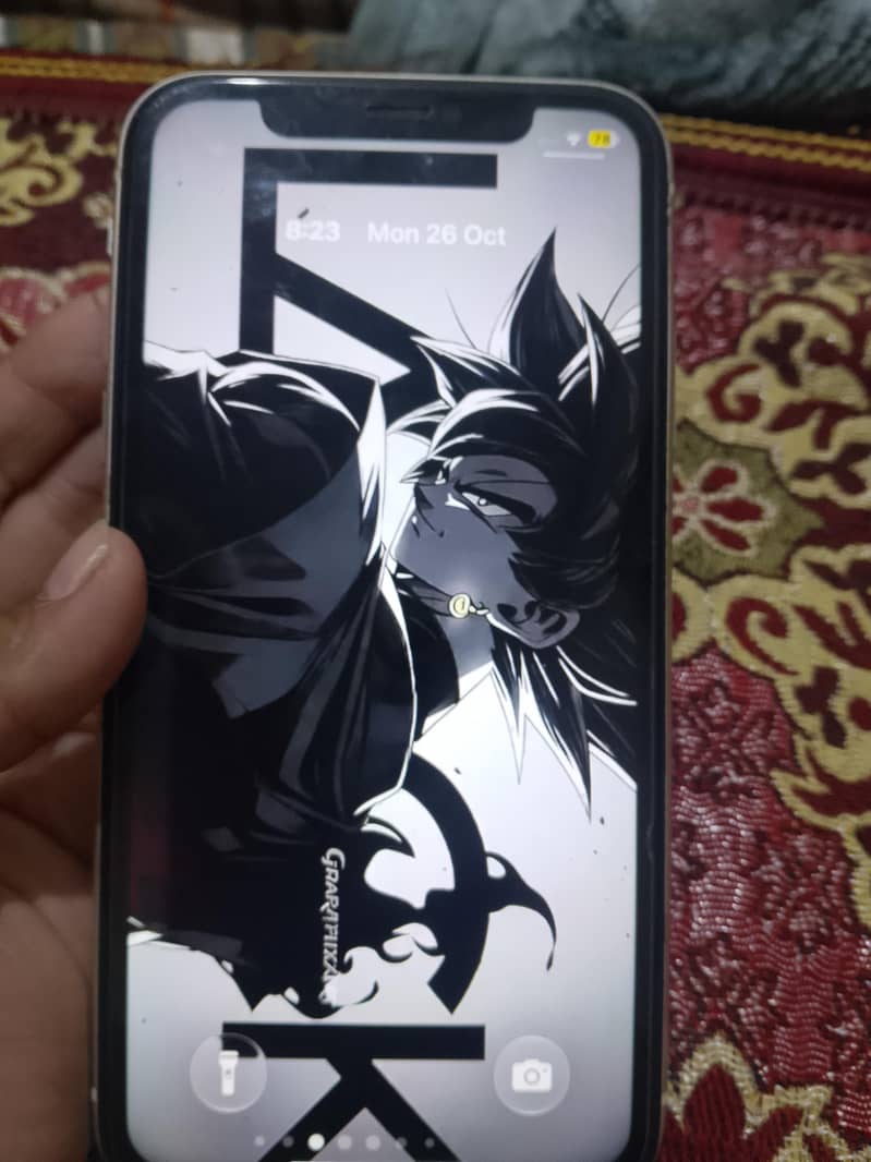 Apple iPhone 11 4