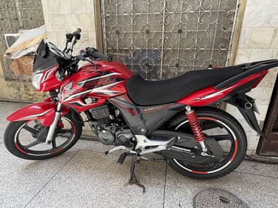 Honda CB 150F