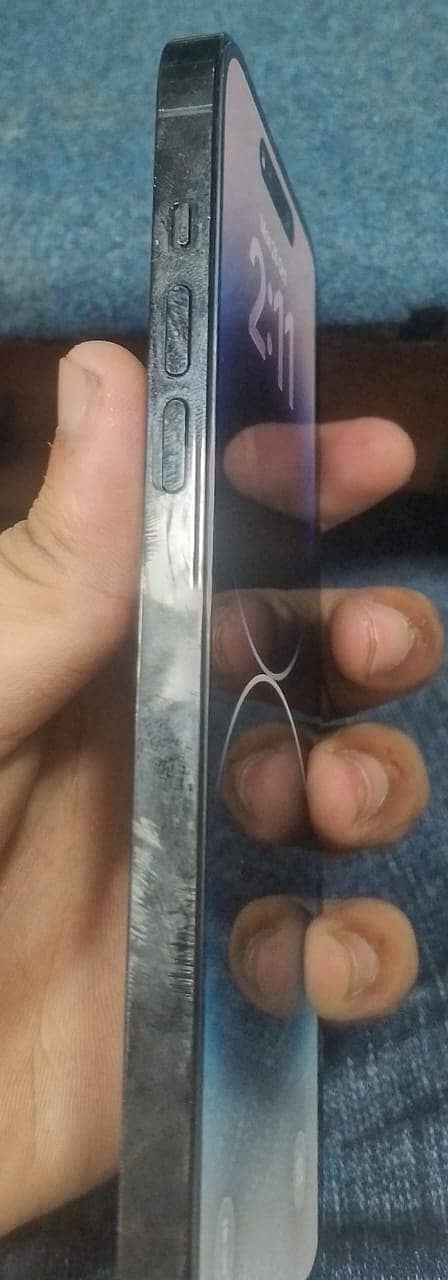 Apple iPhone 14 Pro Max 3