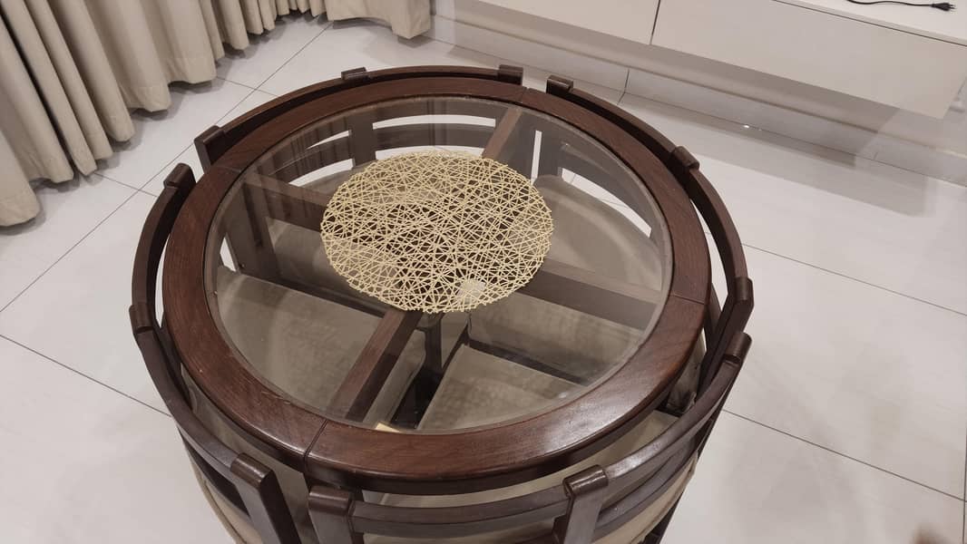 4 seater dinning table 1