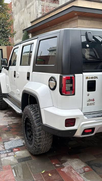 BAIC BJ40 Plus 2022