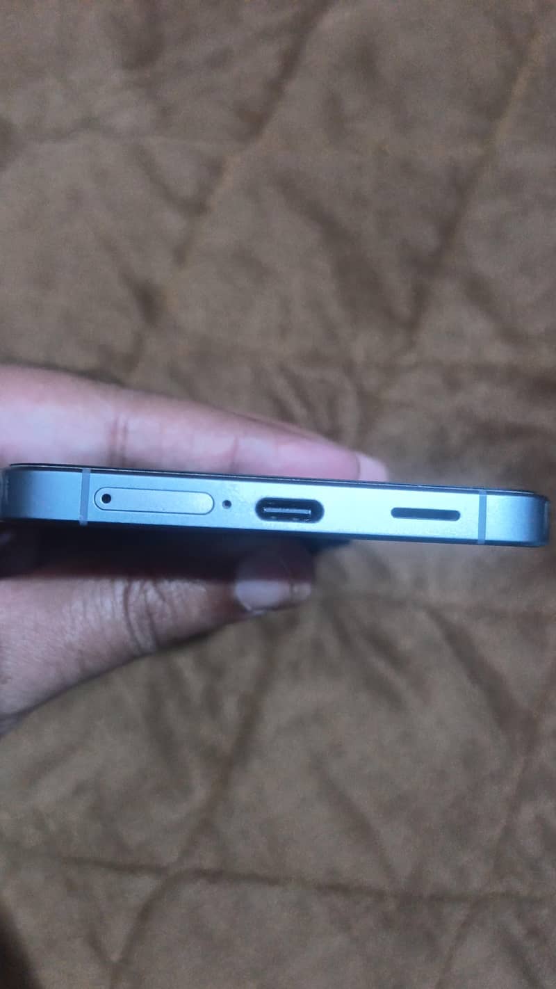 Samsung Mobile A57 2