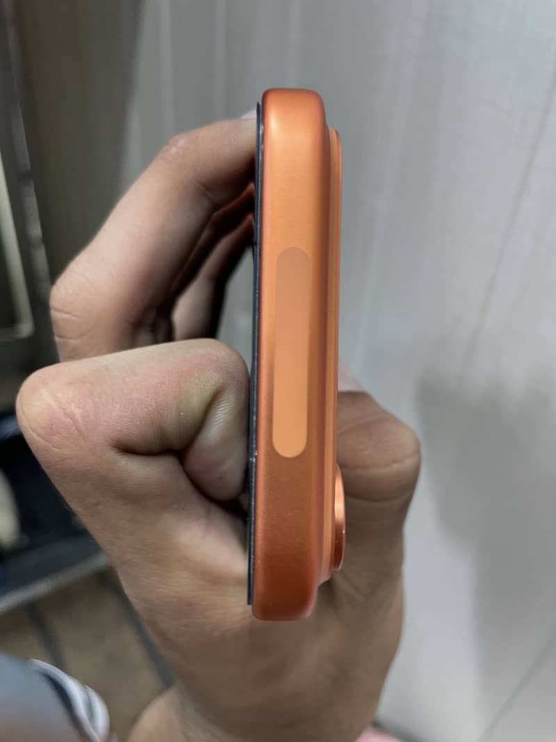 Apple iPhone 17 Pro Max 5