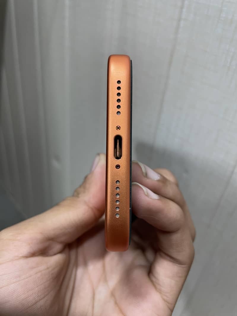 Apple iPhone 17 Pro Max 6