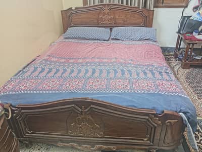 Sheesham wood beds for sale ( double and single )