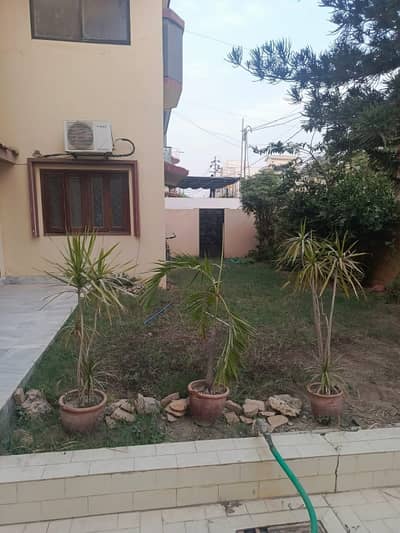 600 Yard Ground Plus 1 House For Sale
