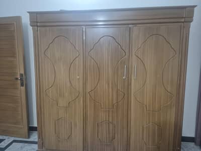 Wooden Ward Robe For sale like new