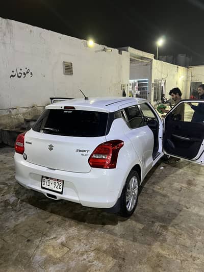 Suzuki Swift 2022 GL CVT