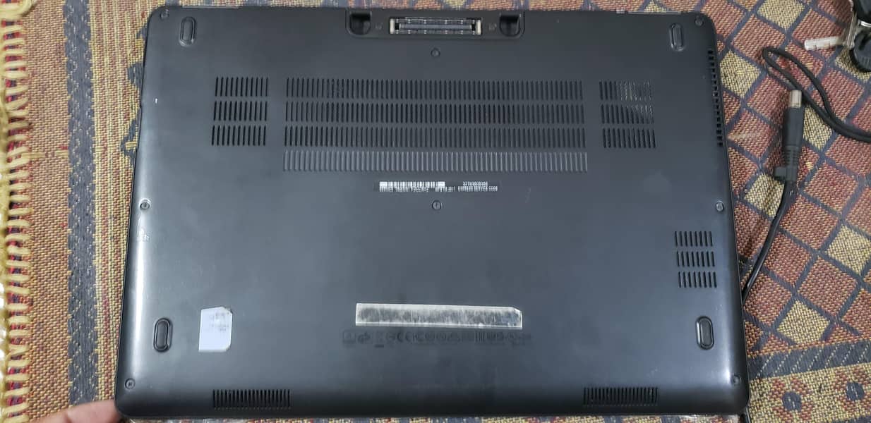 Dell E7470 2