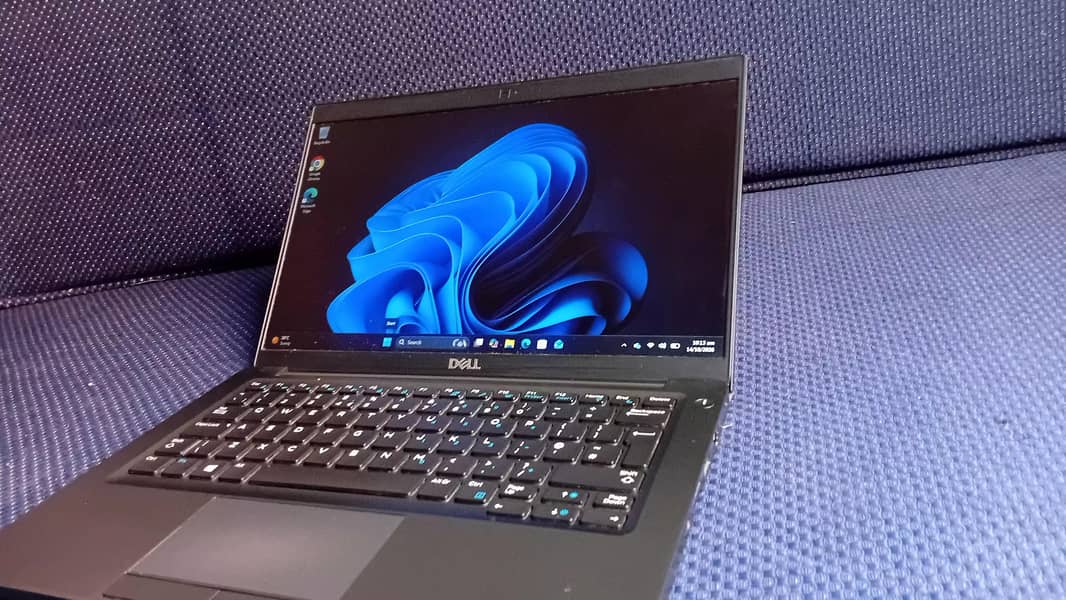 Dell Laptop 3