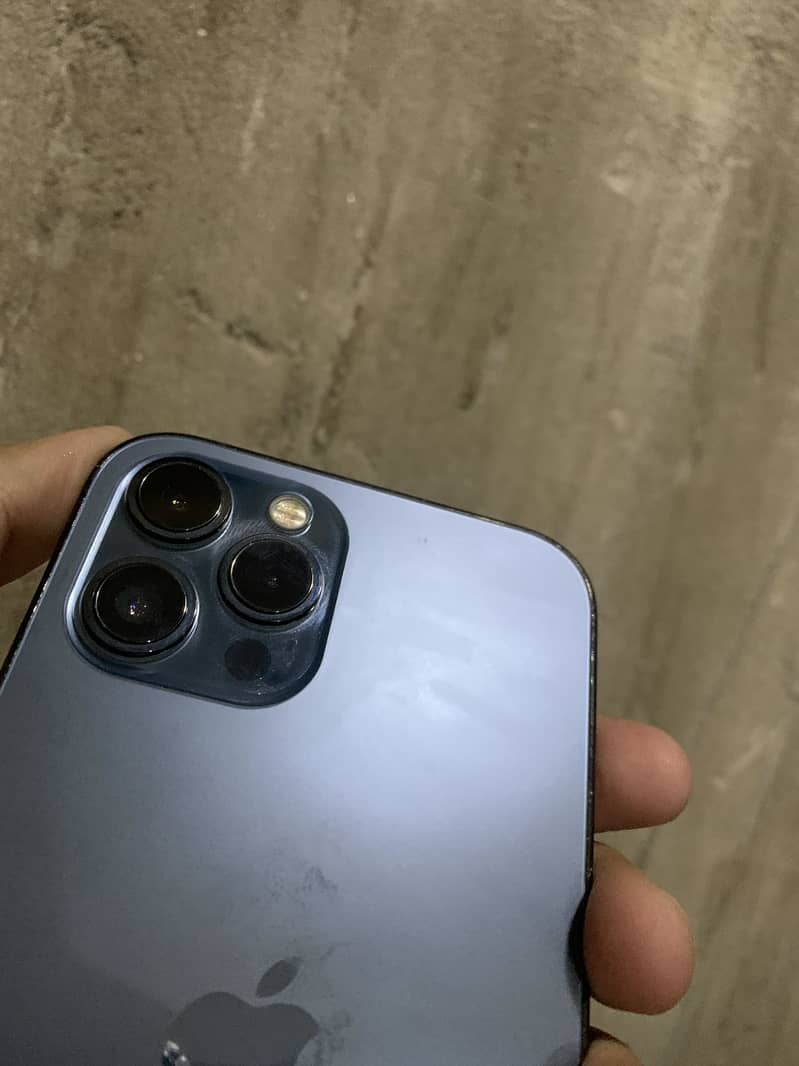 Apple iPhone 12 Pro Max 1