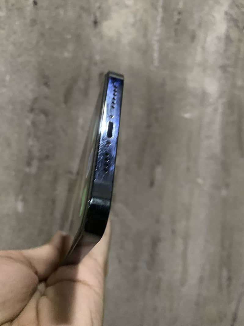 Apple iPhone 12 Pro Max 2