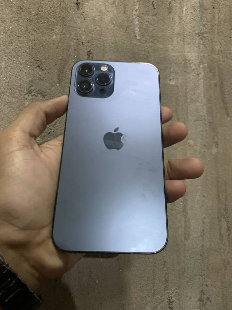 Apple iPhone 12 Pro Max 3