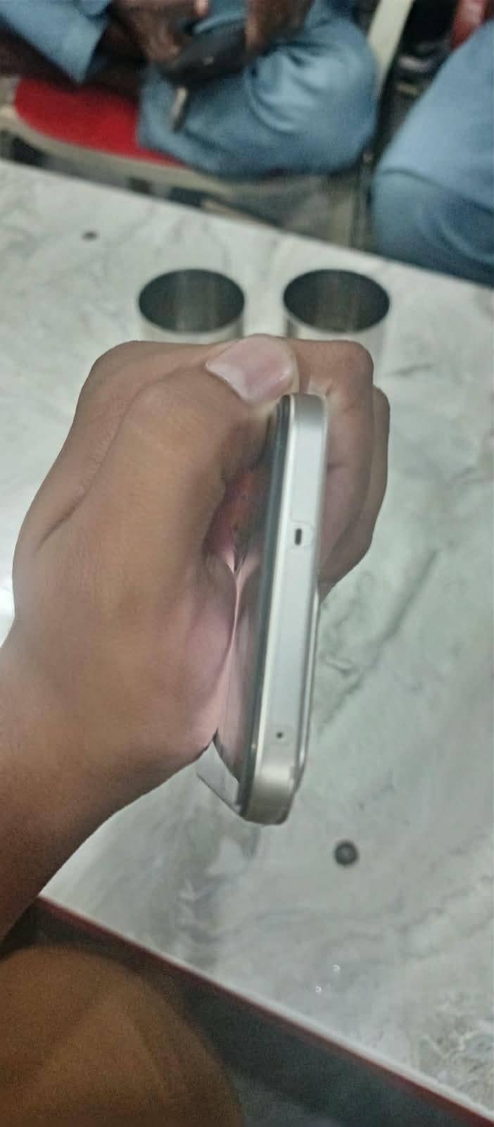 Realme 15T 4