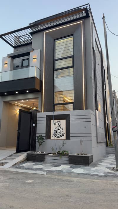 3.75 MARLA CORNER HOUSE AVAILABLE FOR SALE