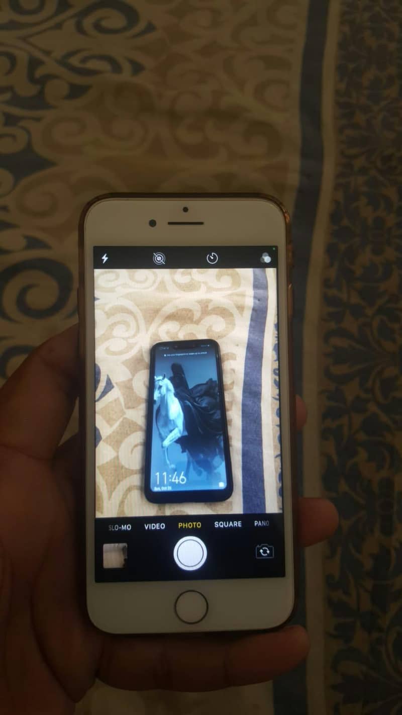 Apple iPhone 8 3