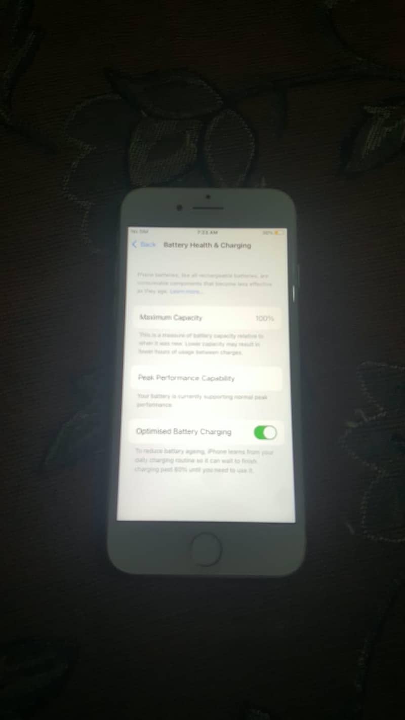 Apple iPhone 8 6