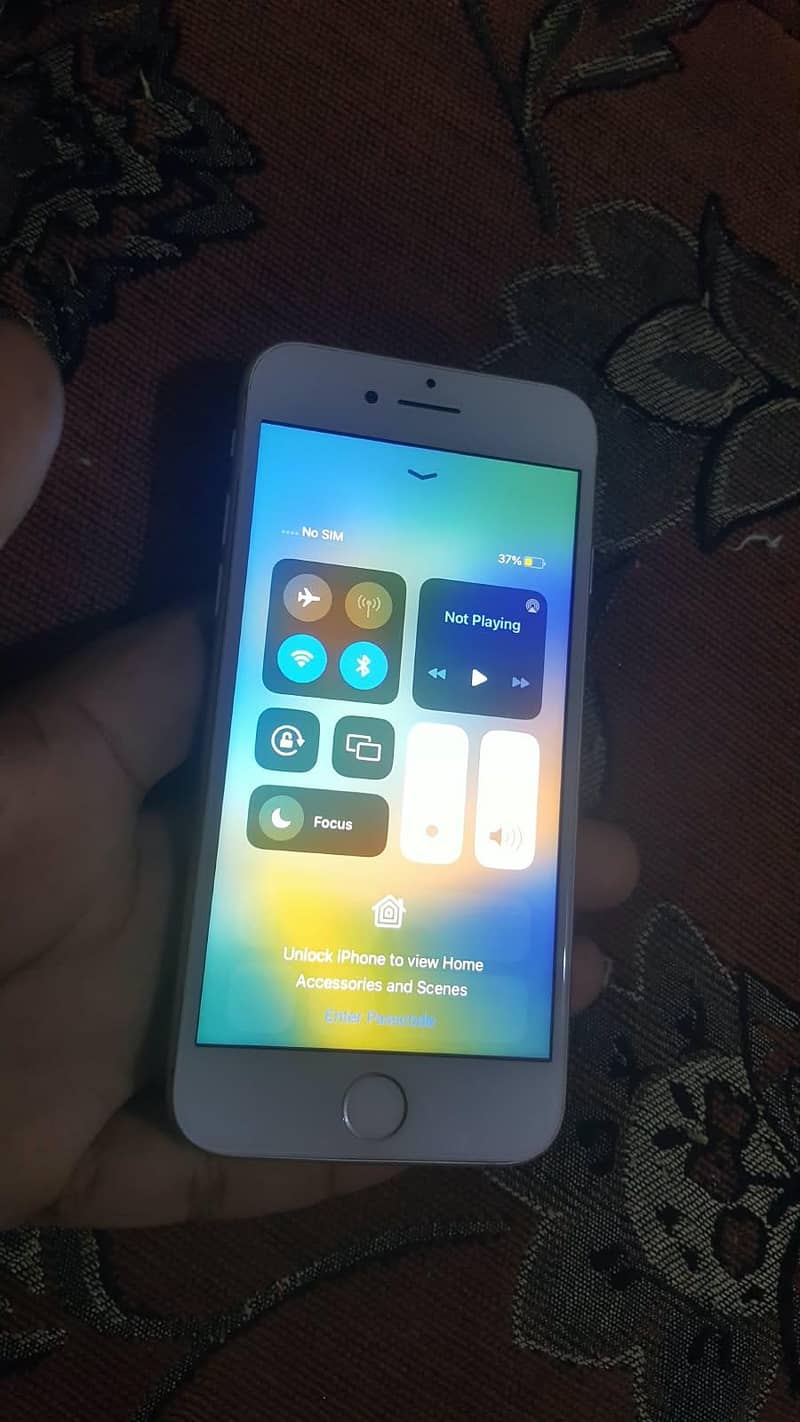 Apple iPhone 8 7