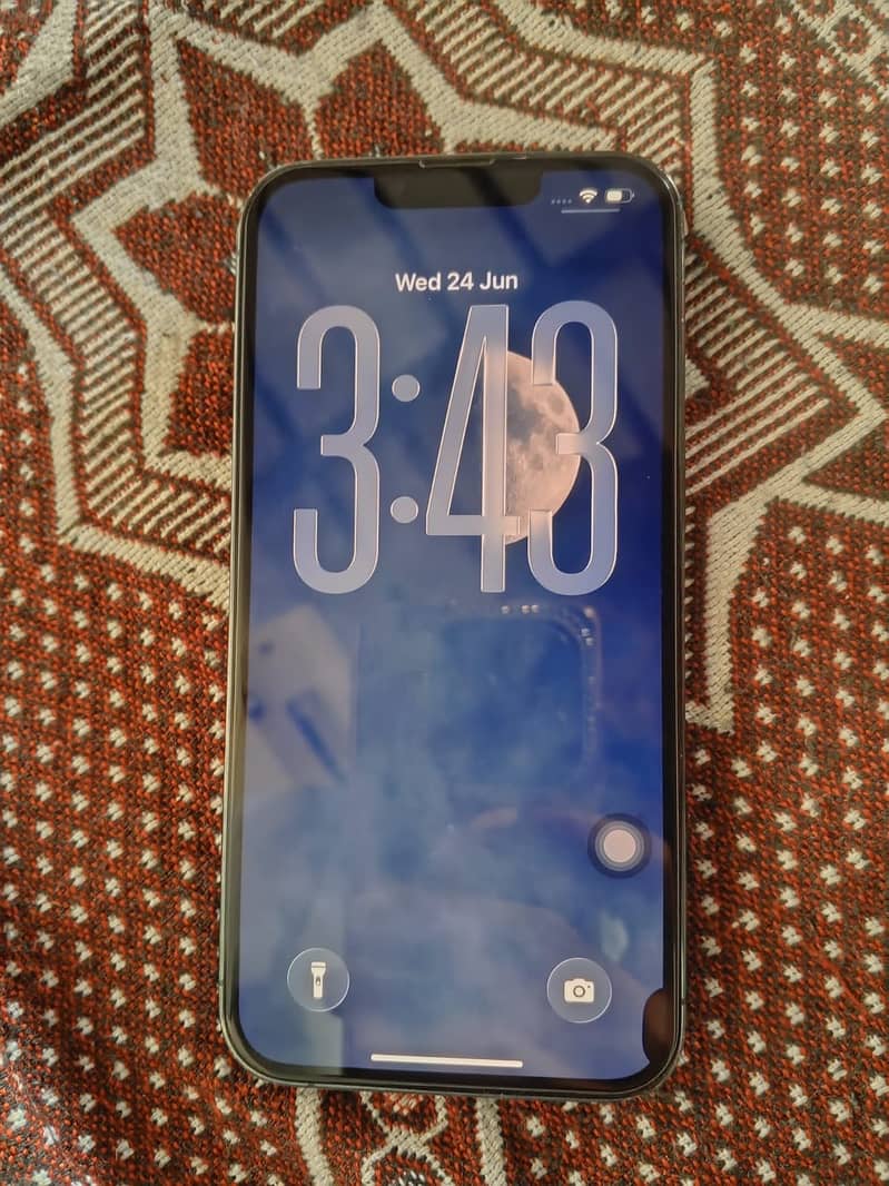 Apple iPhone 13 Pro 1