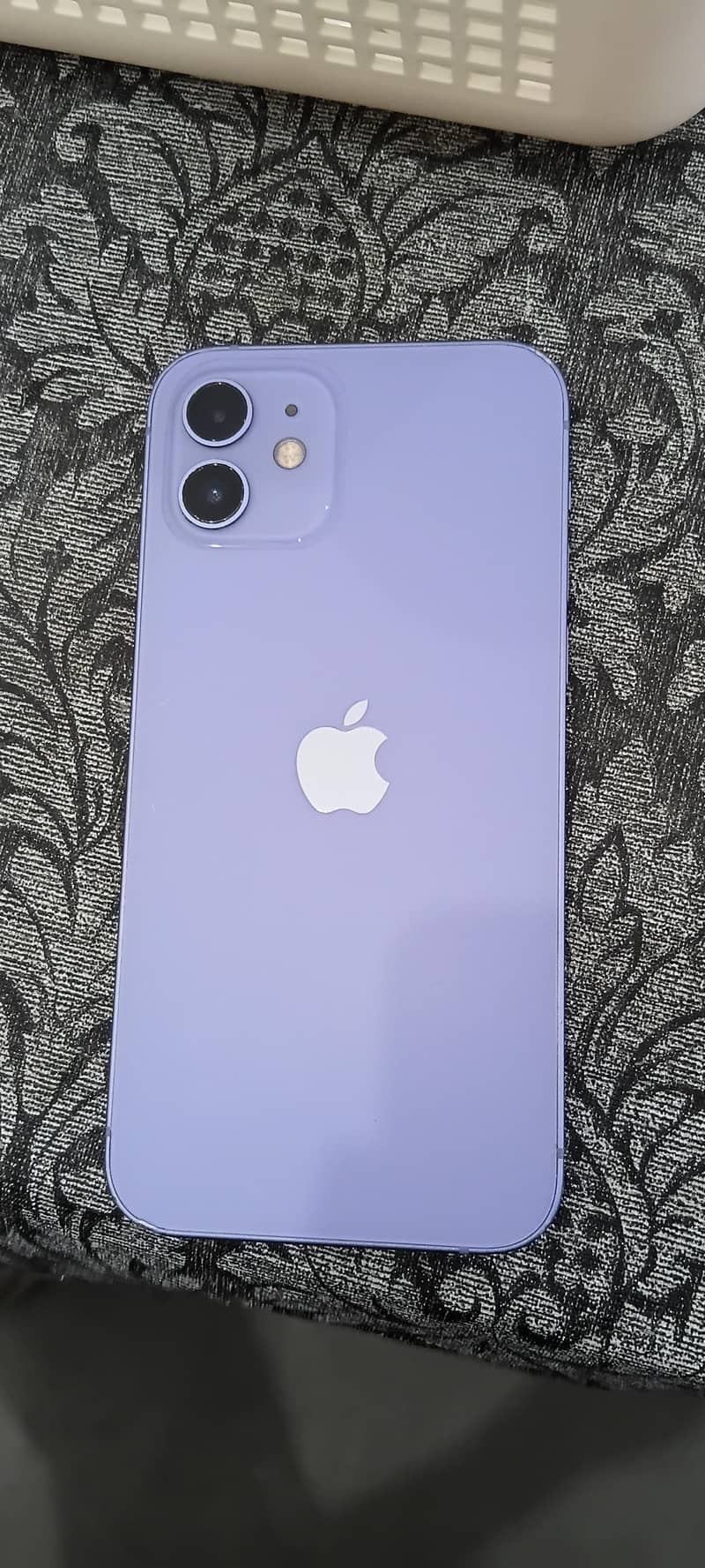 Apple iPhone 12 0