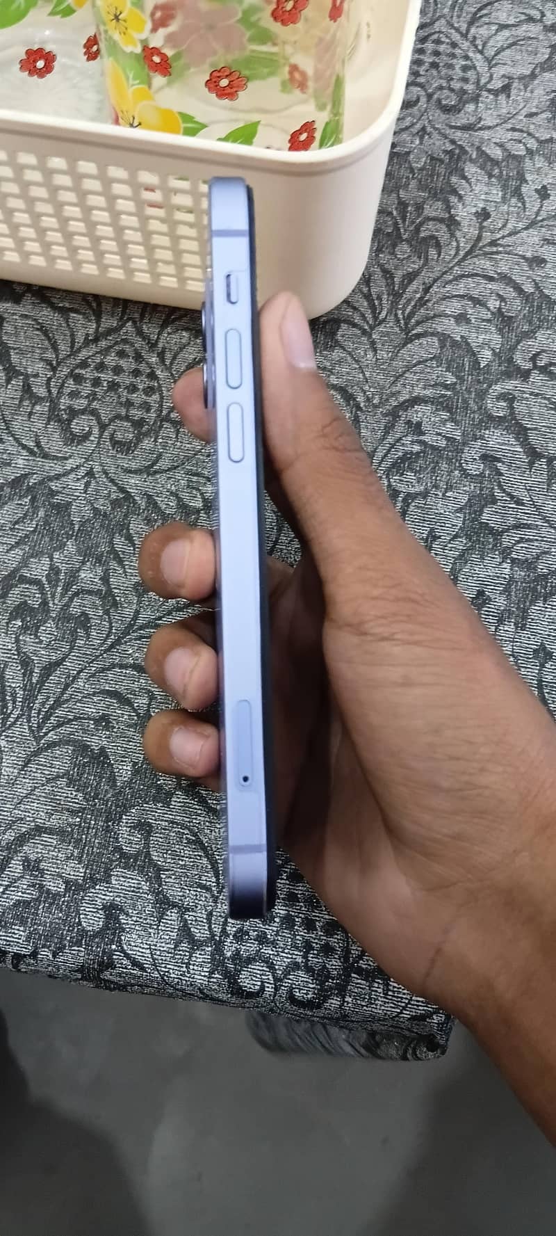 Apple iPhone 12 2