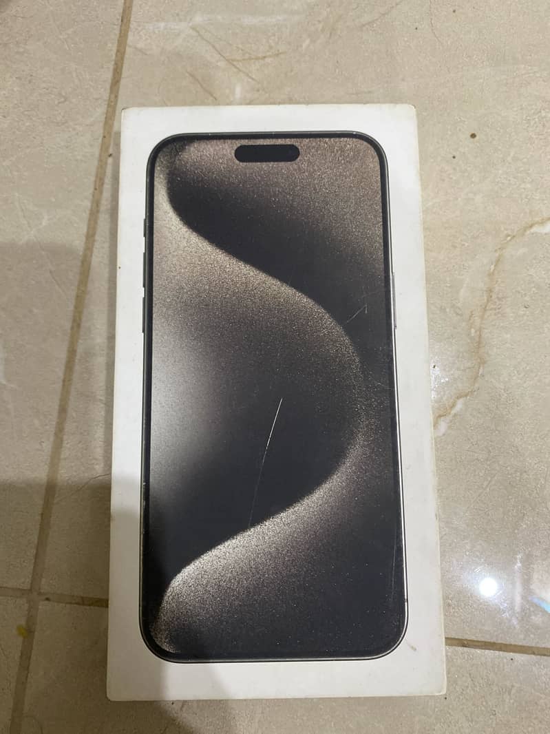 Apple iPhone 15 Pro Max 6