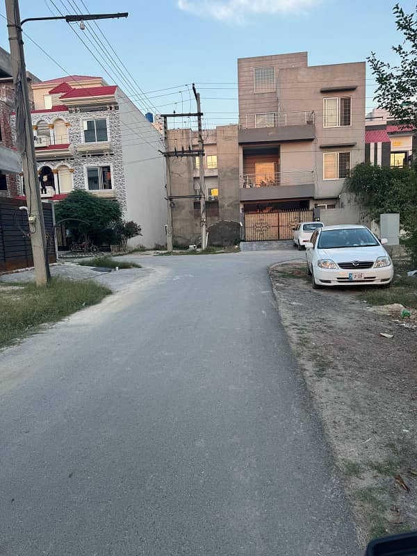 PRIME LOCATED FACING PARK PLOT FOR SALE 1