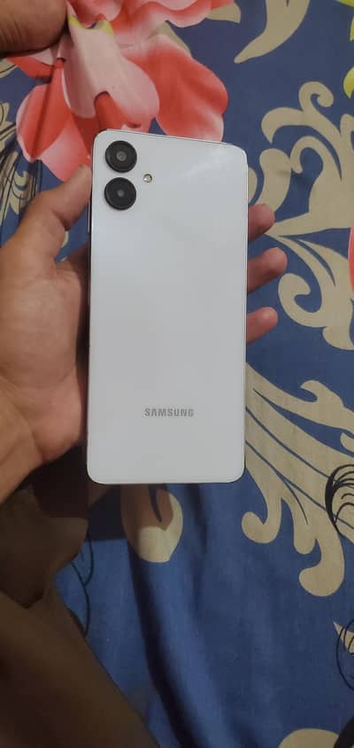 Samsung a06 10/10 for sale