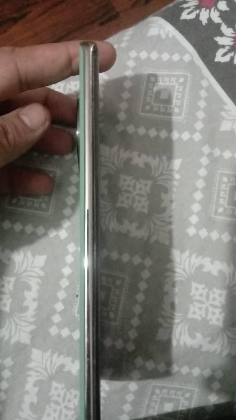 Tecno Spark 20 Pro Plus 2