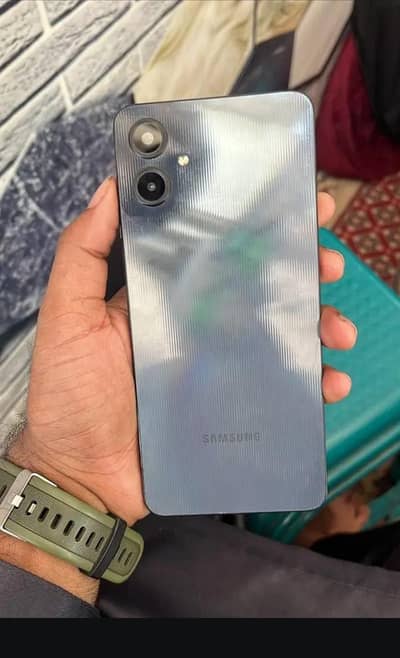 Samsung Mobile A06