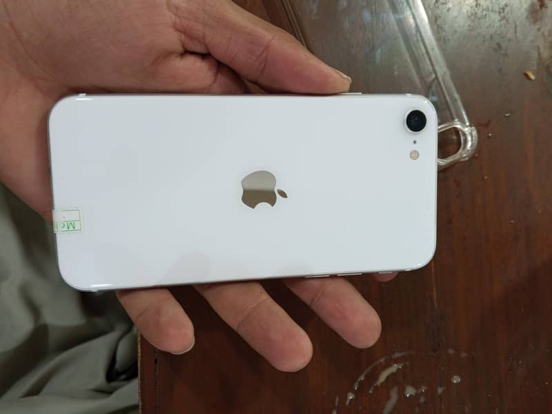 Apple iPhone 8 4