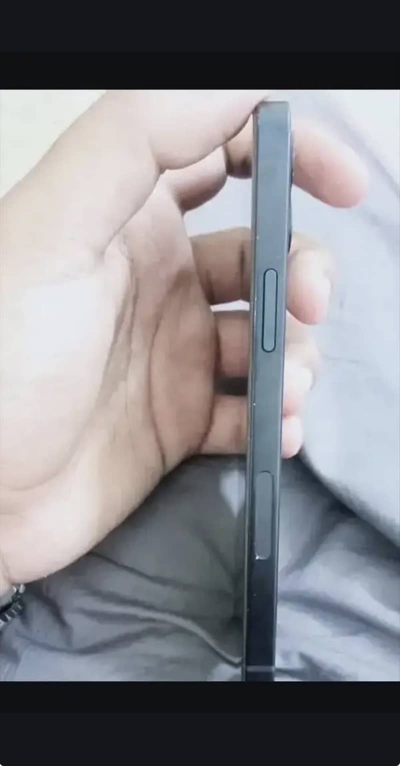 Apple iPhone 12 2
