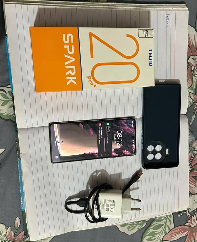 Tecno Spark 20 Pro Plus 0