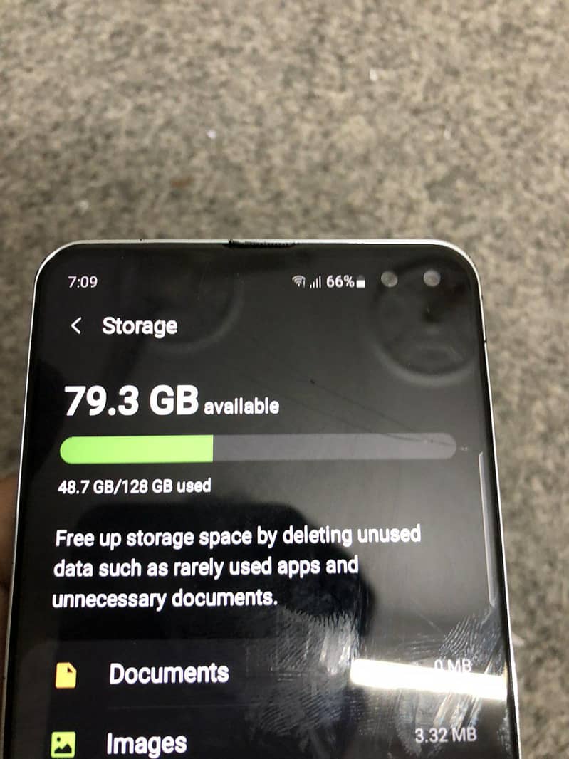 Samsung Mobile S10 Plus 1