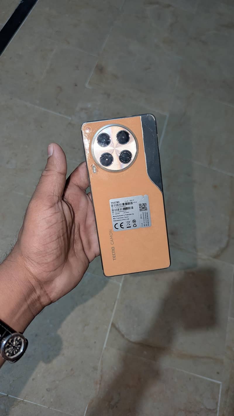 Tecno CAMON 30 4