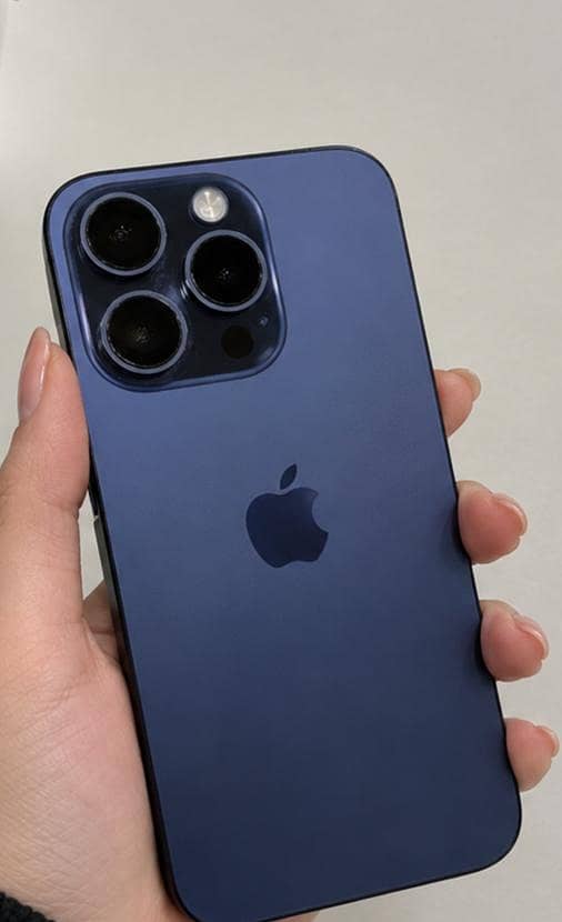 Iphone 15 pro 0