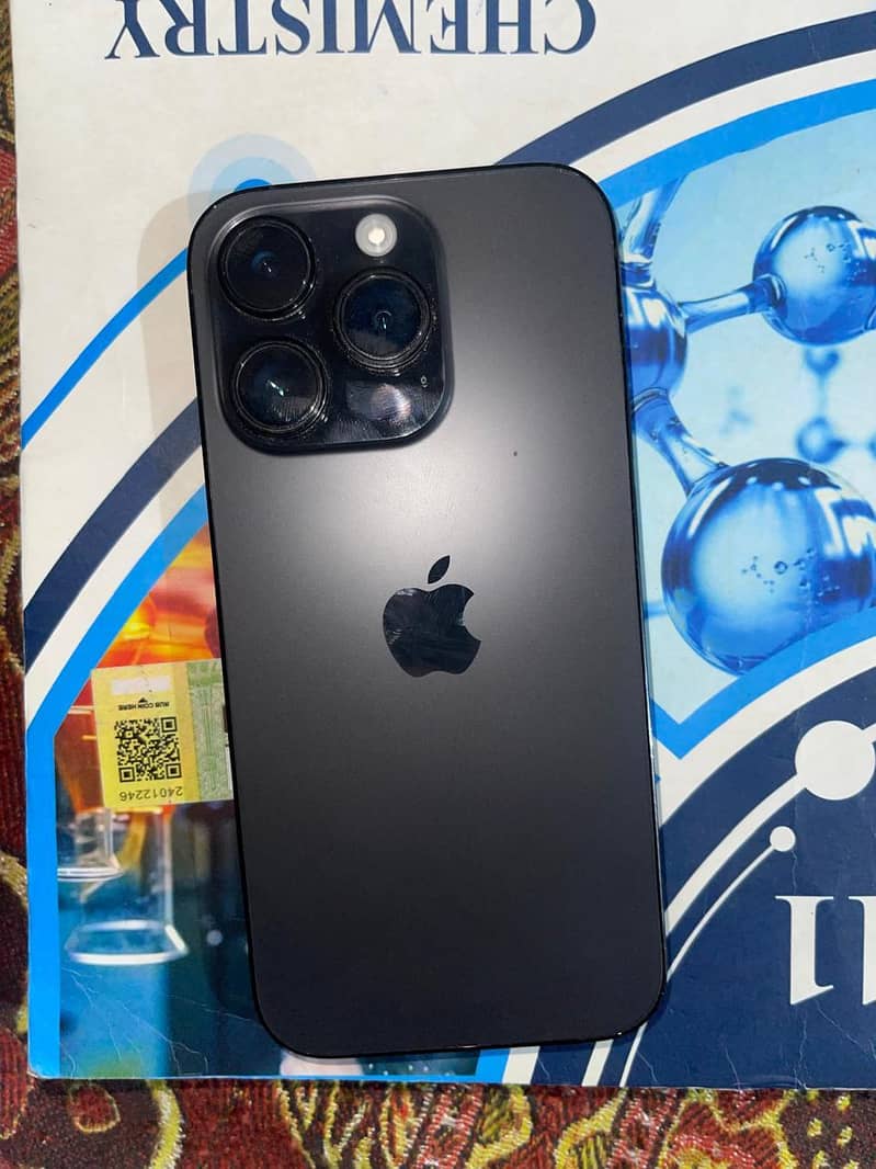Apple iPhone 14 Pro 4