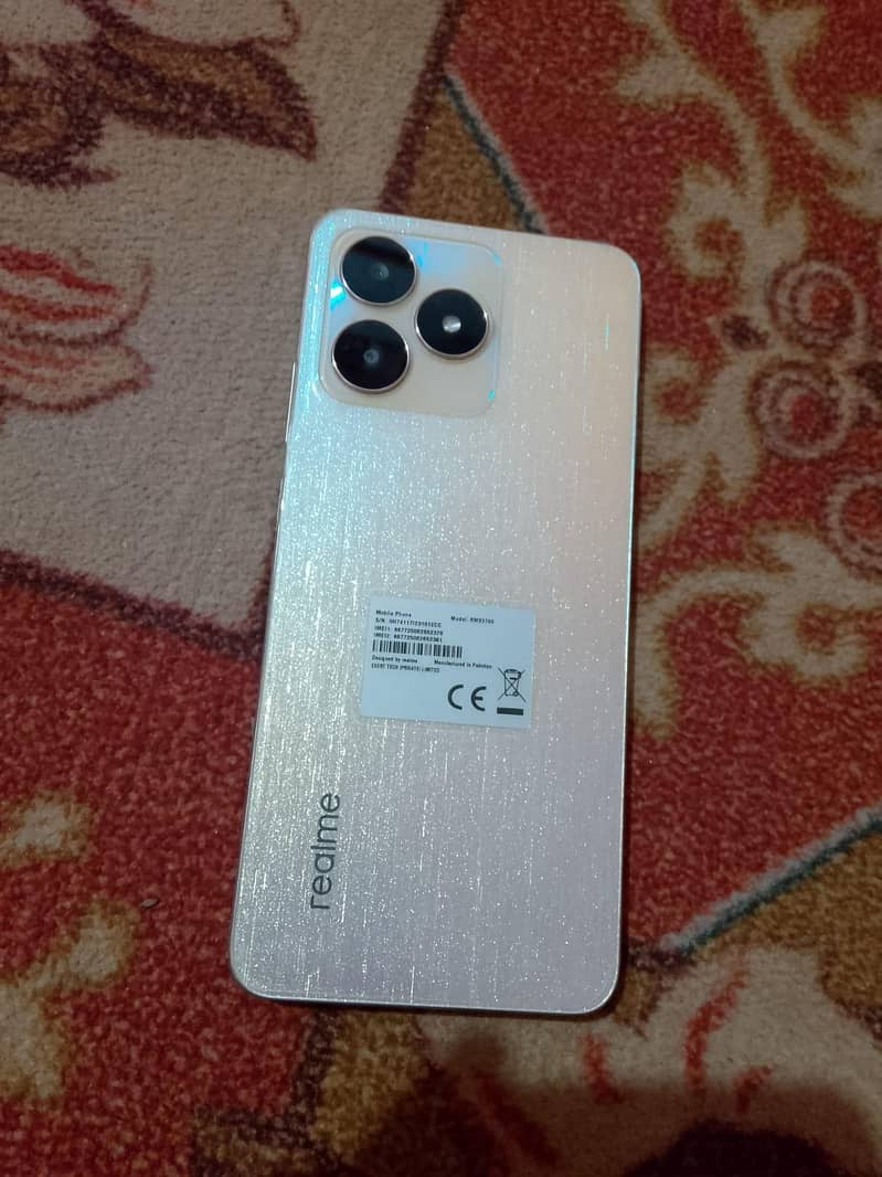 Realme C53 1